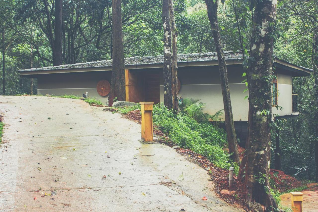 Отель Ayatana Coorg Somvarpet Экстерьер фото
