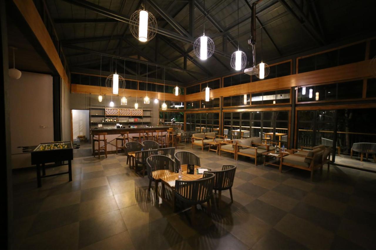 Отель Ayatana Coorg Somvarpet Экстерьер фото